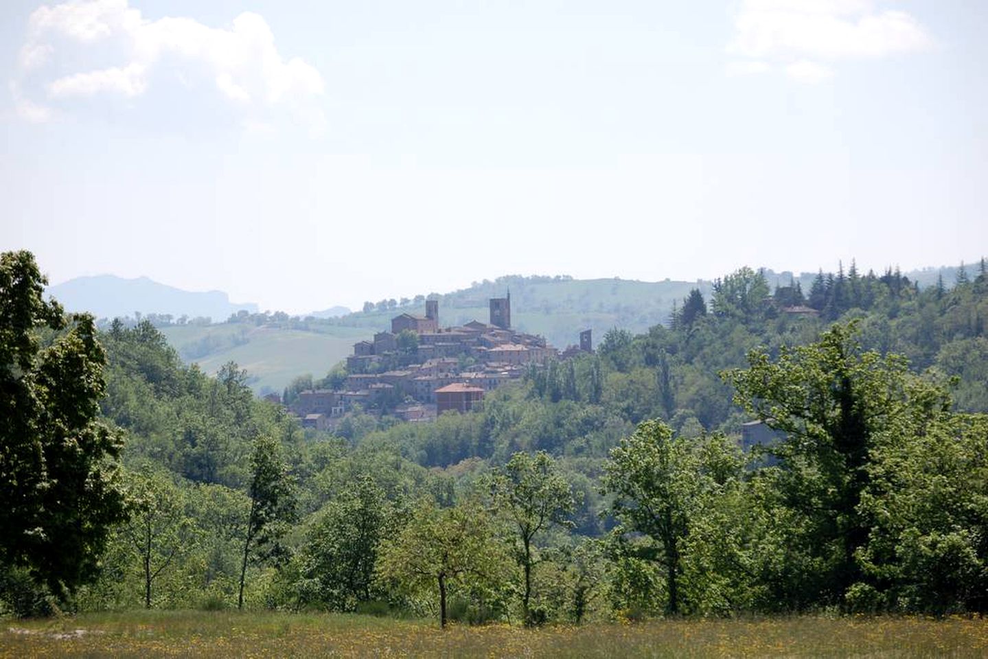 Cozy Accommodation with a Shared Swimming Pool near Monti Sibillini National Park, Italy