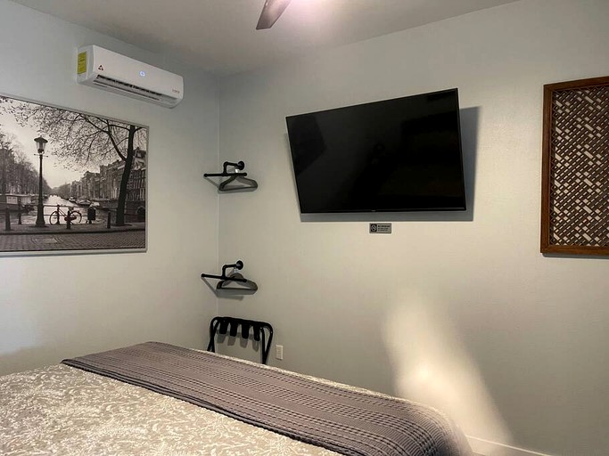 Vacation Rentals (United States of America, --, --)