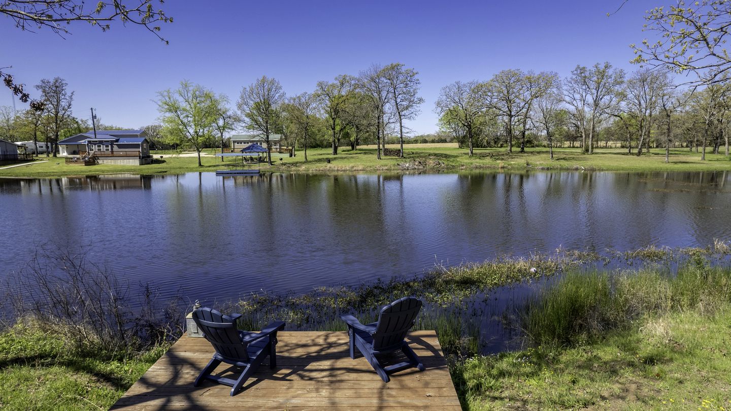 Cozy Tiny Cabin with Great for a Tranquil Getaway in Texas