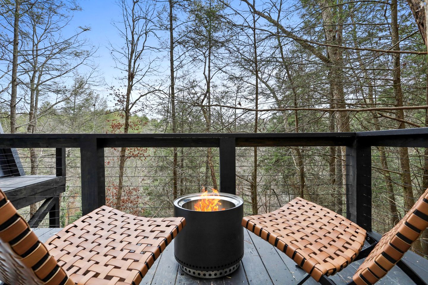 Apex Treehouse in Blue Ridge, GA