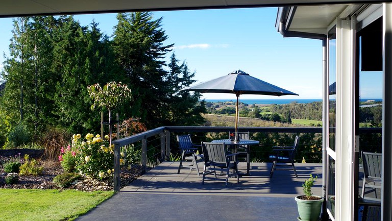 Nature Lodges (Upper Moutere, South Island, New Zealand)