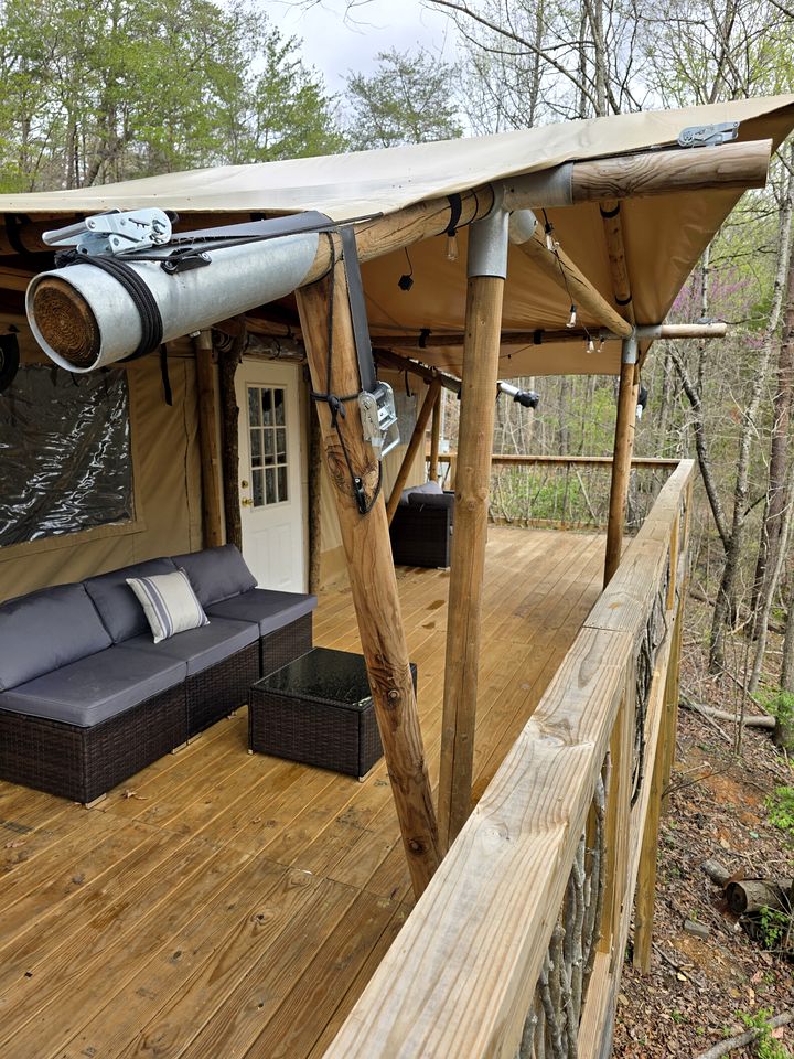 Amazing Safari Tent with Stunning Nature Views from a Private Deck in Trenton, Georgia
