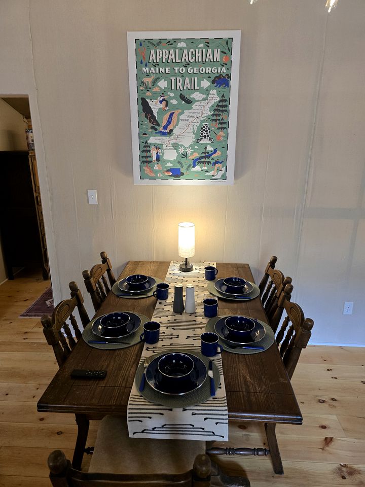 Amazing Safari Tent with Stunning Nature Views from a Private Deck in Trenton, Georgia