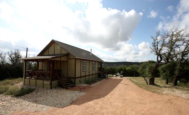 Cabins (Fredericksburg, Texas, United States)