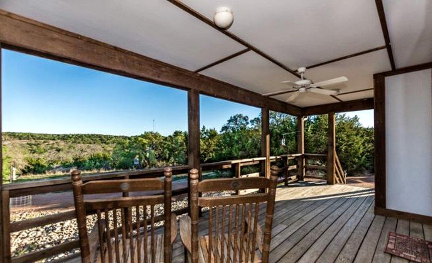 Cozy Cabin Getaway in the Wine Country Region of Fredericksburg, Texas