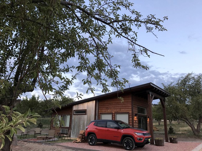 Tiny Houses (Glendale, Utah, United States)