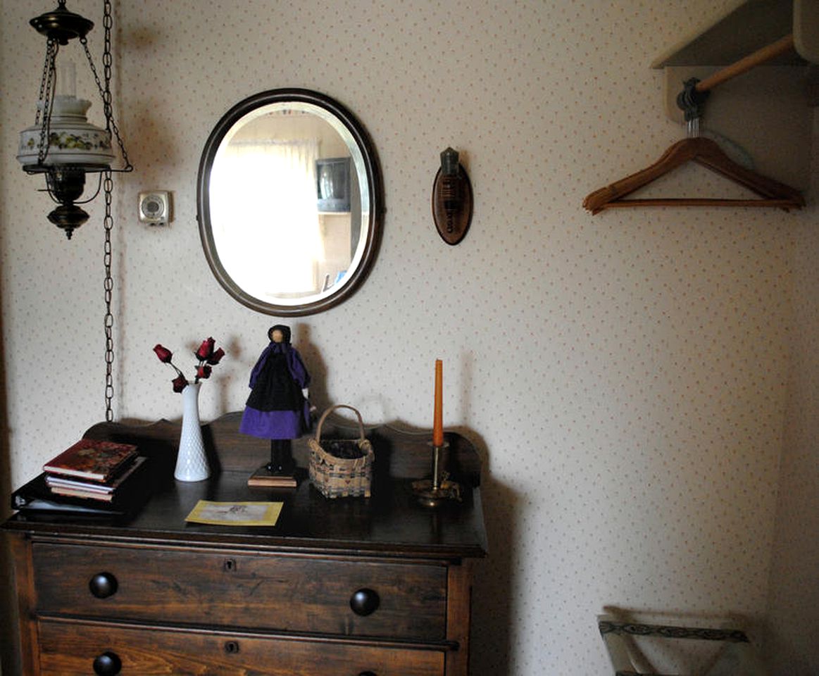 Cozy Vacation Rental with Breakfast Included in Slippery Rock, Pennsylvania