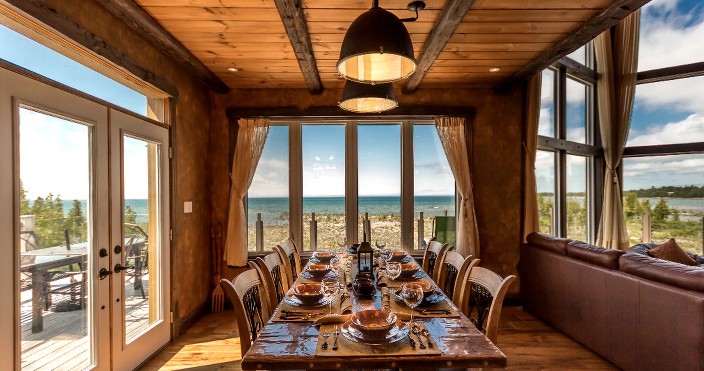 Incredible Luxury Waterfront Cottage on Lake Huron near Tobermory, Ontario
