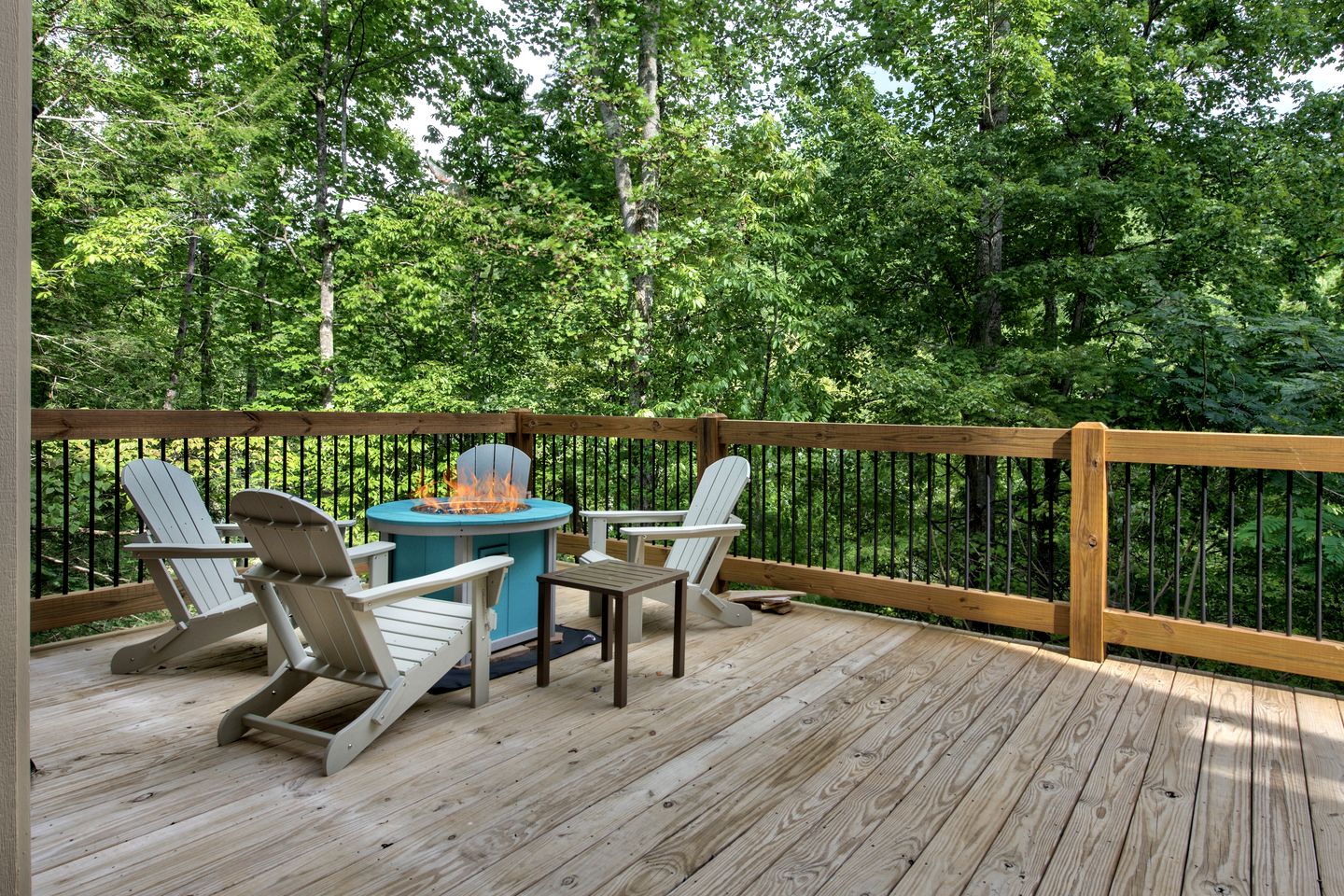 Splendid Cabin with Indoor Pool, Spa and Game Room in Tennessee