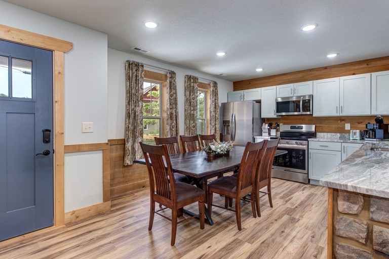 Cabins (United States of America, Gatlinburg, Tennessee)