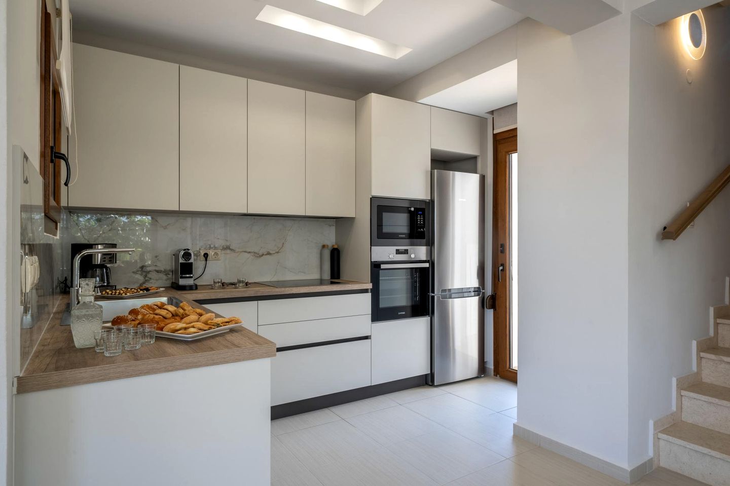 Luxurious Villa Acquarella with Private Pool & Panoramic Sea Views, Near the Beach in Malia, Crete