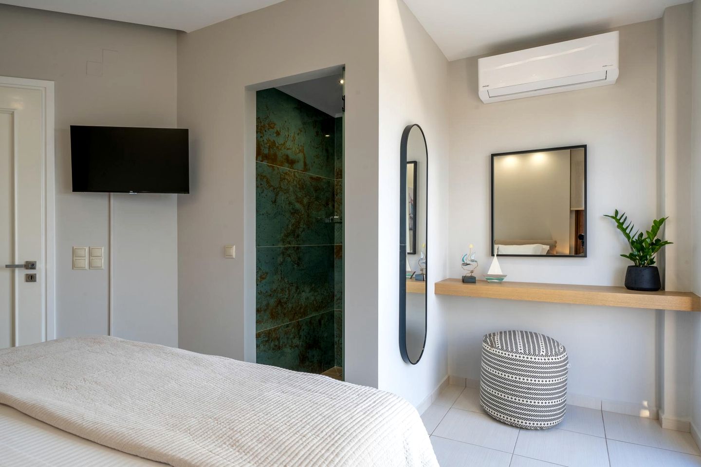 Luxurious Villa Acquarella with Private Pool & Panoramic Sea Views, Near the Beach in Malia, Crete