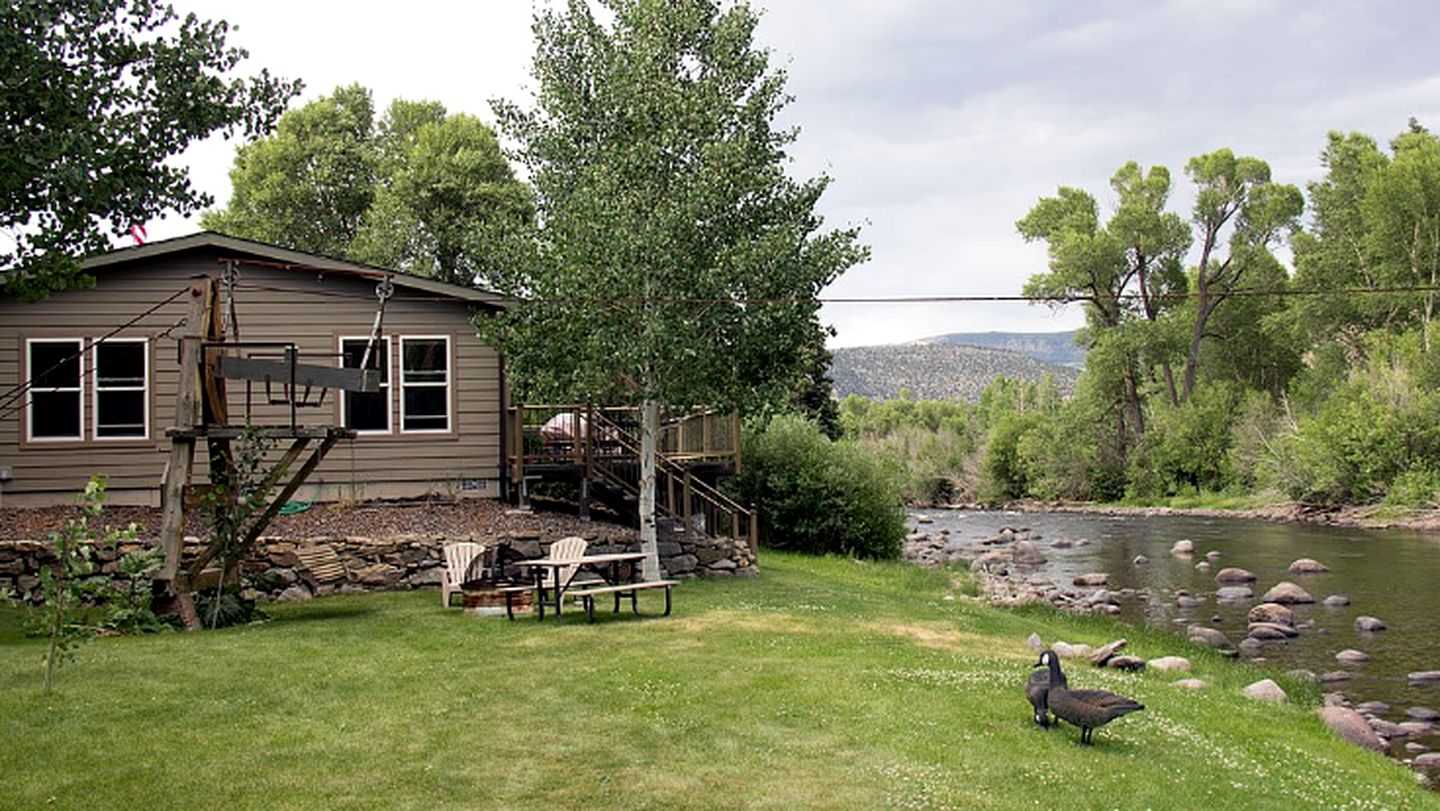 Modern Cottage Rental for Getaway on the South Fork River in Colorado