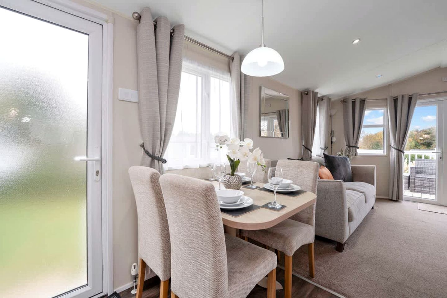 Coastal Golf Village Lodge with Pool Access, Beach Walks & Family Entertainment in Scotland, United Kingdom