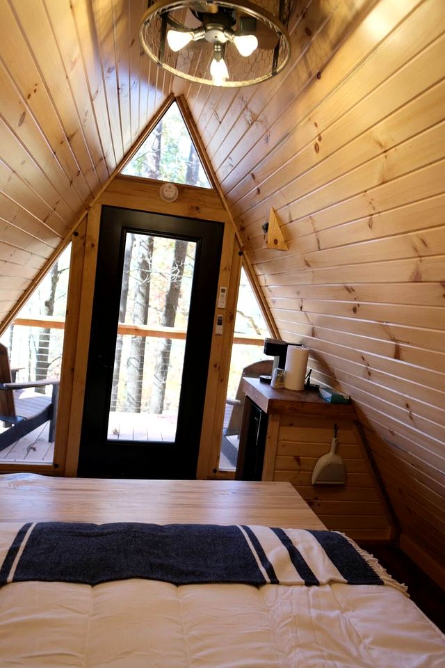 Secluded A-Frame Incredible for Water Activities by Tappan Lake in Ohio