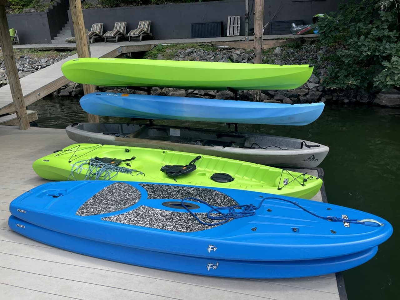 Architectural Lakefront Luxury Retreat with Private Dock near Lake Norman State Park, North Carolina