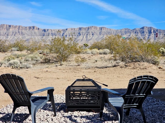 Tiny Houses (United States of America, Meadview, Arizona)
