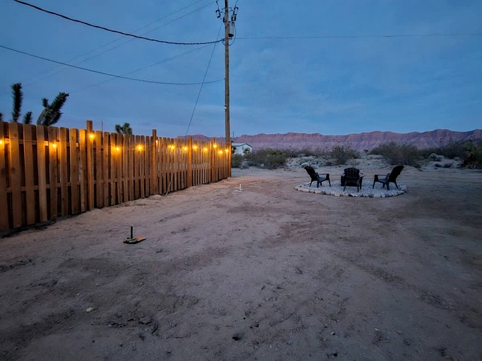 Tiny Houses (United States of America, Meadview, Arizona)