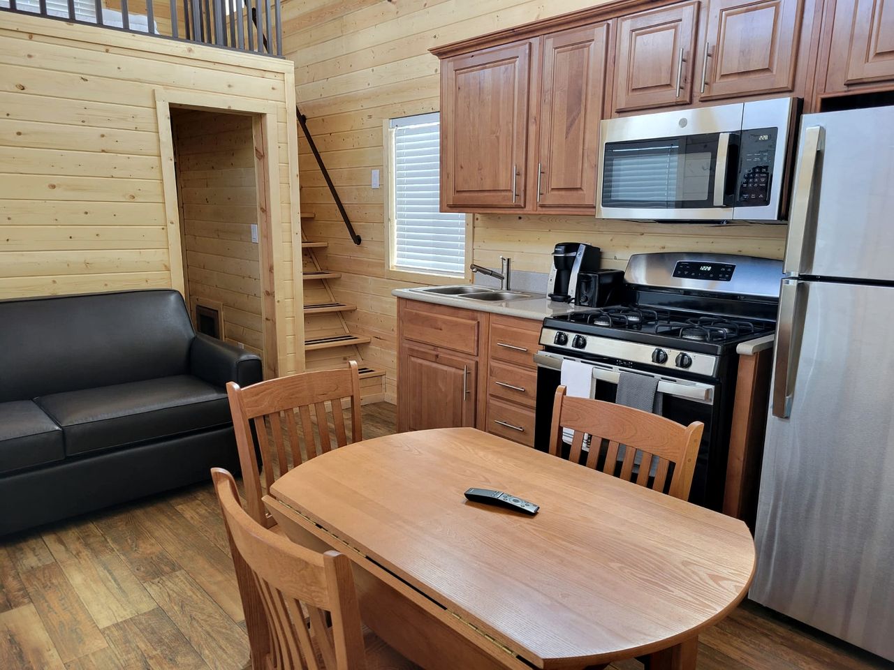 Unique Tiny Home Stay Surrounded by Peaceful Scenery in Williams, Arizona
