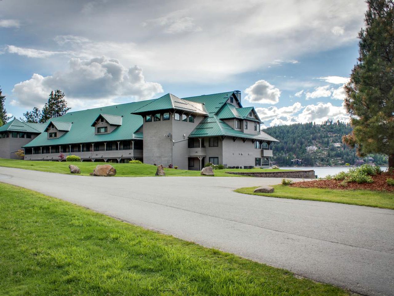 Lake Rental in Harrison, Idaho Coeur d’Alene Vacation Rental