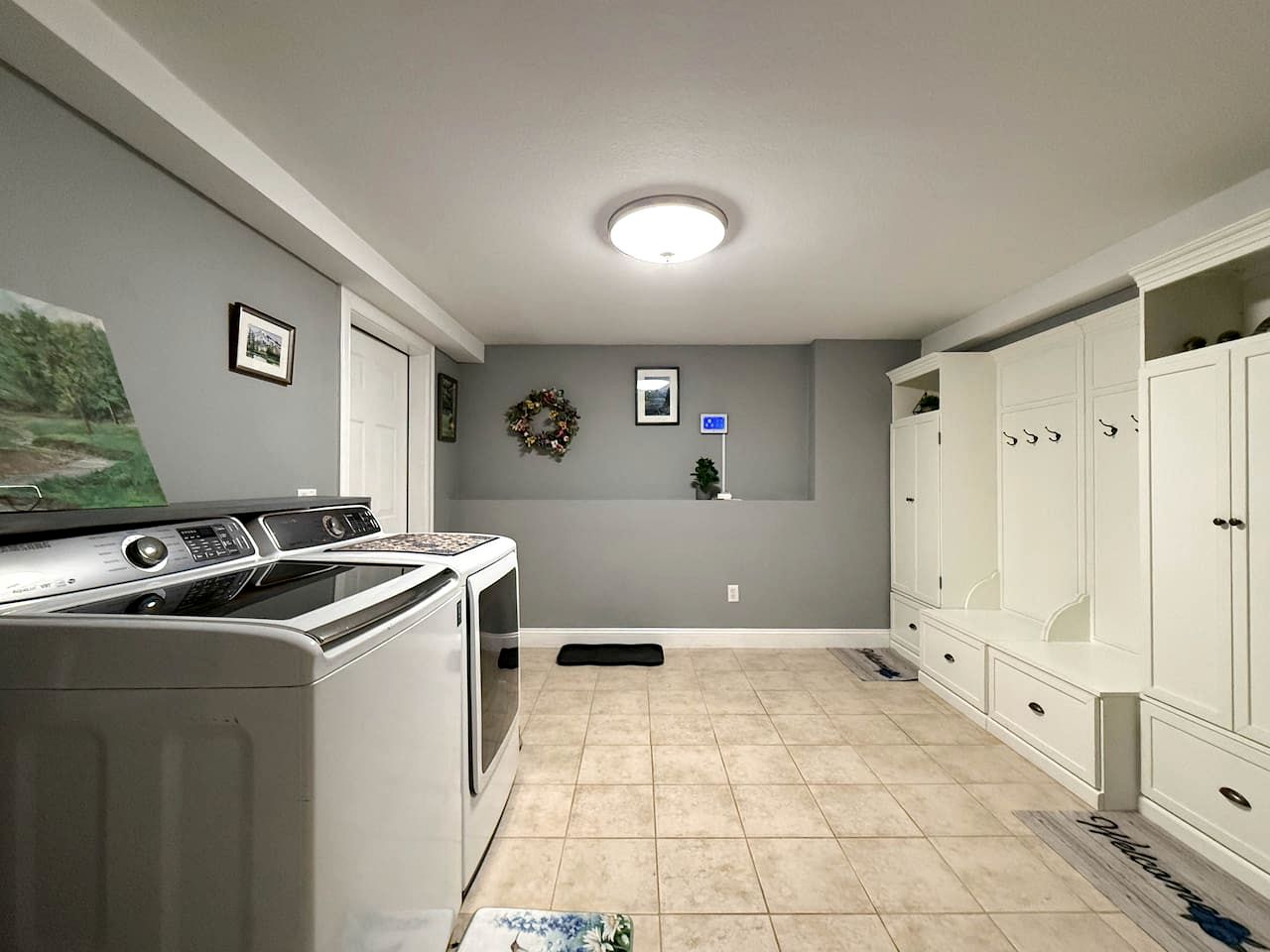 Spacious Mountain Retreat with Deck and Gas Fireplace near Echo Lake in Conway, New Hampshire