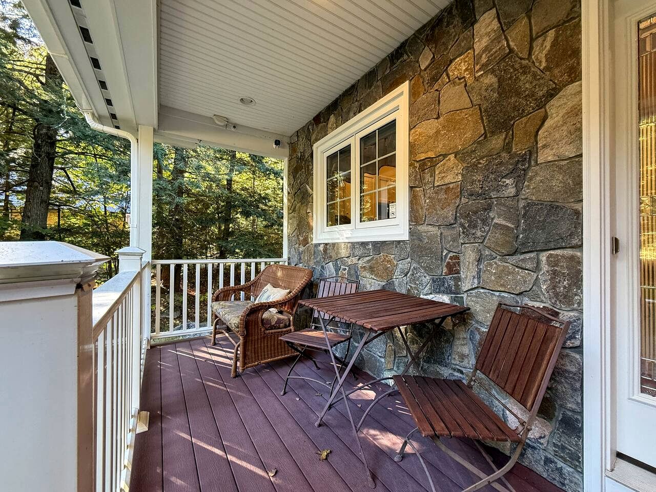 Spacious Mountain Retreat with Deck and Gas Fireplace near Echo Lake in Conway, New Hampshire