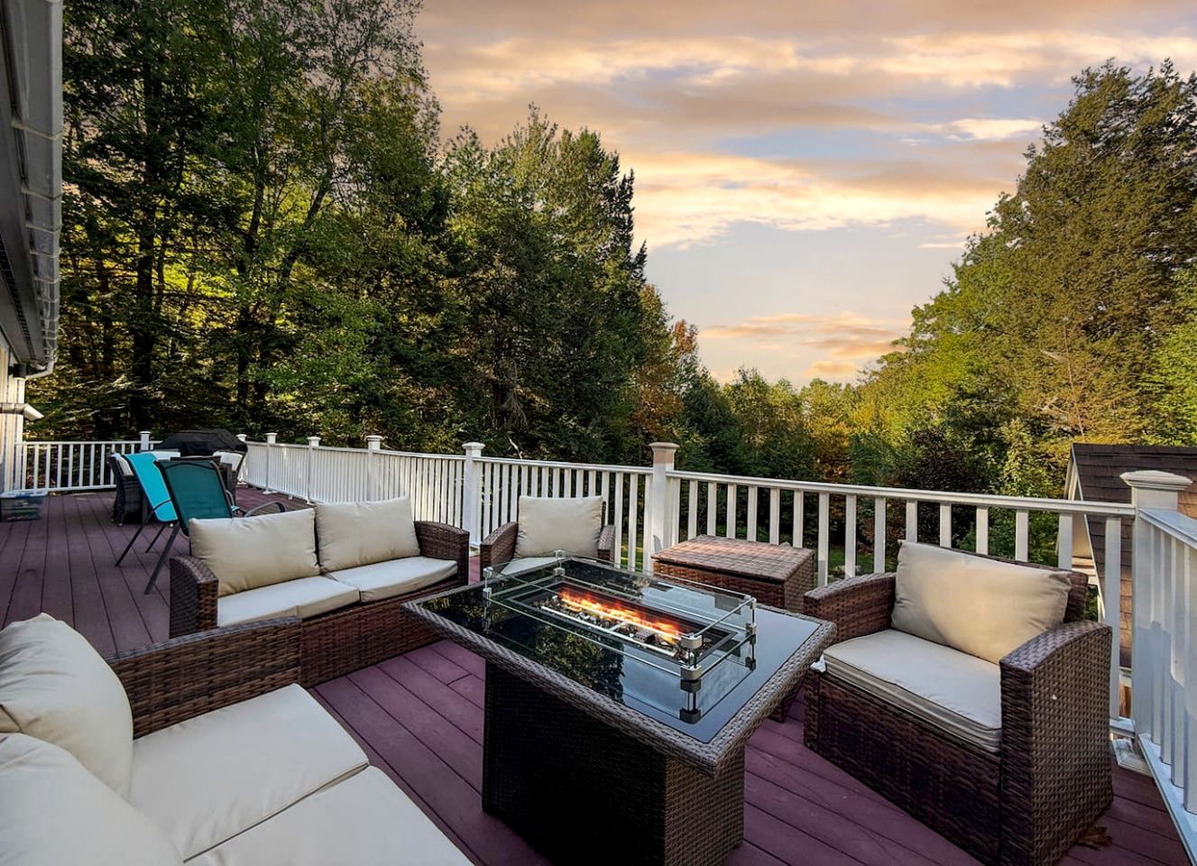 Spacious Mountain Retreat with Deck and Gas Fireplace near Echo Lake in Conway, New Hampshire