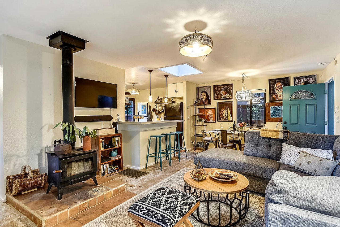 Cozy Redwood Retreat with Hot Tub & Forest Views near Jenner in Sonoma County, California