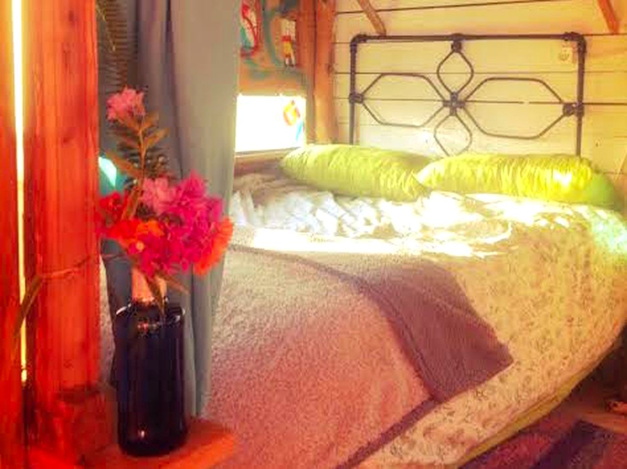 Cozy and Bright Cabin with Stunning Views near Granada, Spain