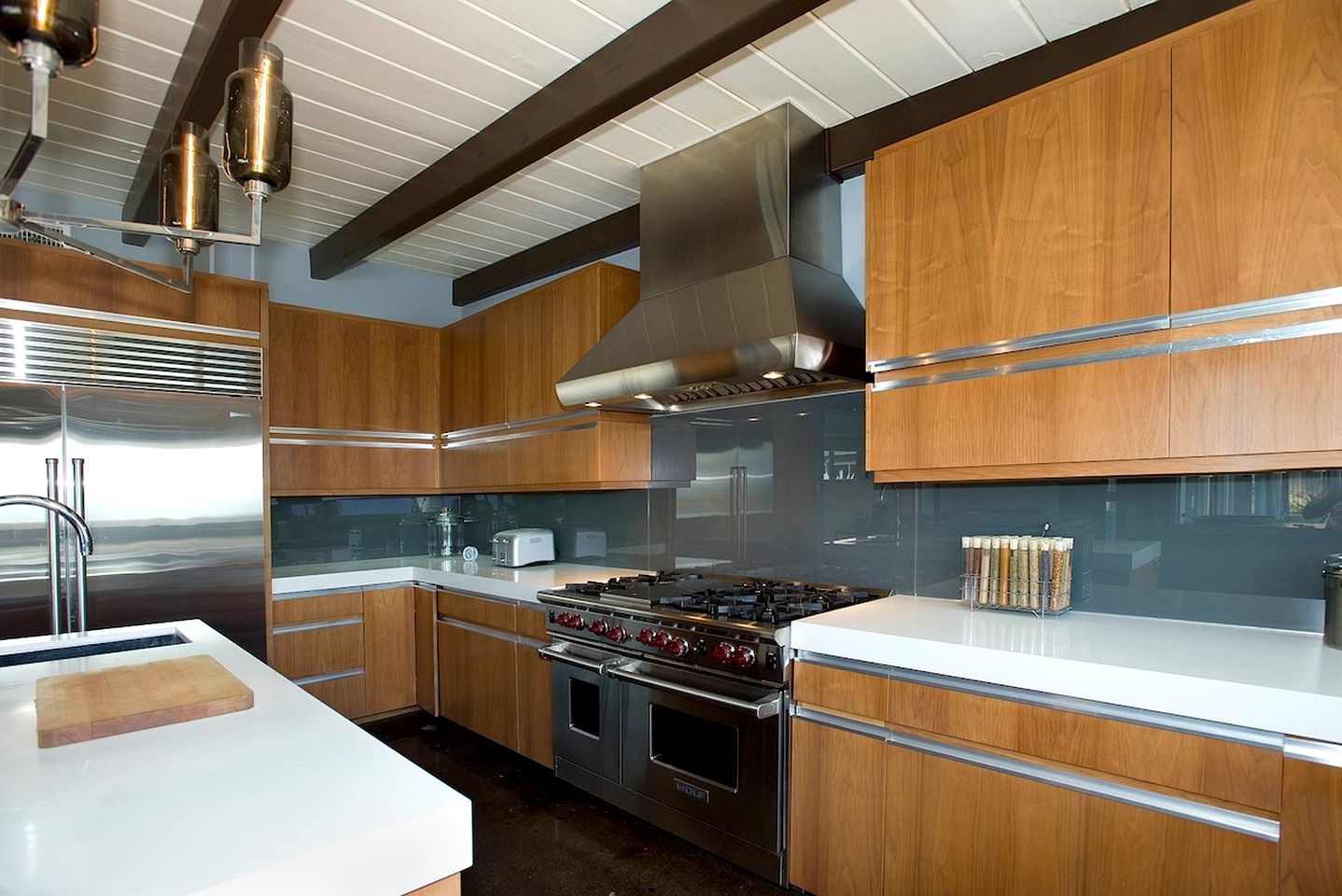 Chic Villa with Outdoor Pool, Spa and Views in California