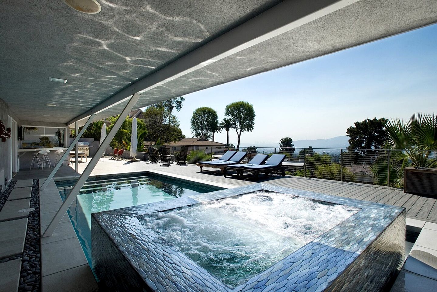 Chic Villa with Outdoor Pool, Spa and Views in California