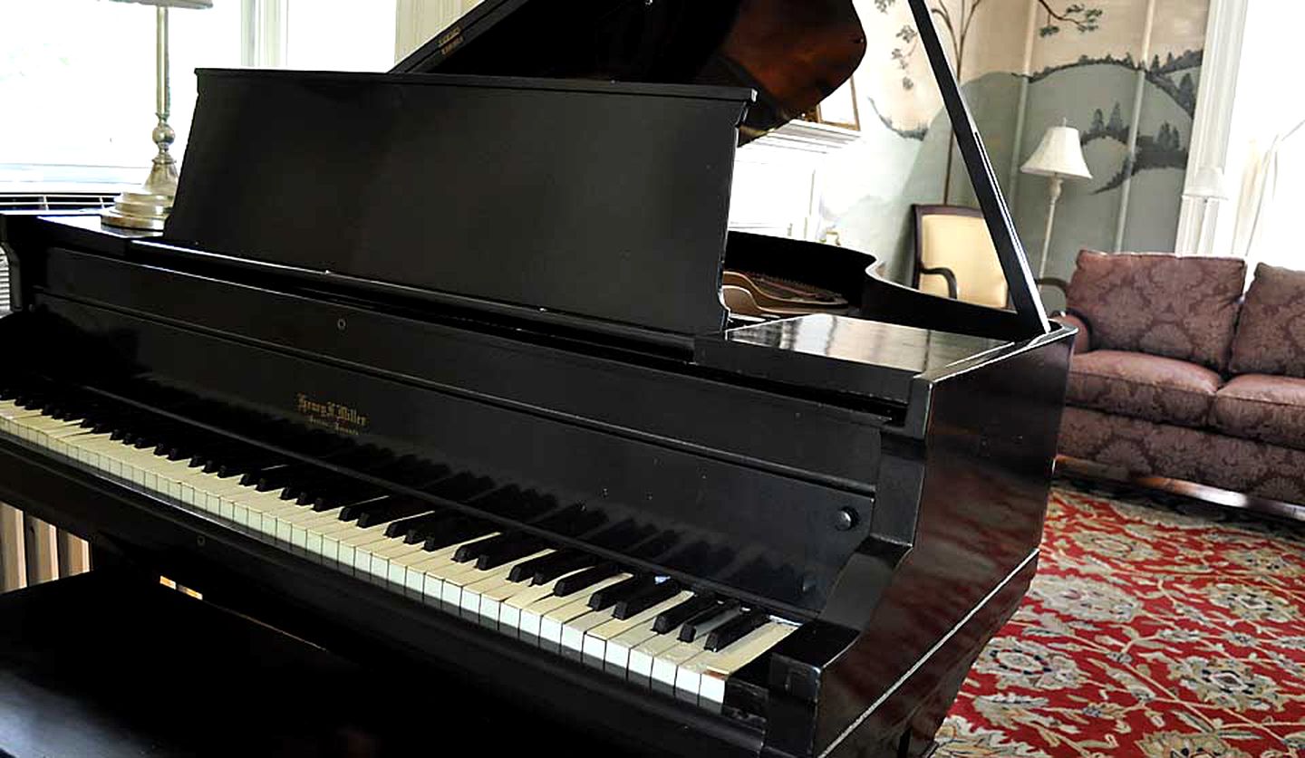 Historic Bed and Breakfast Accommodation Built in 1790 in Bucks County, Pennsylvania