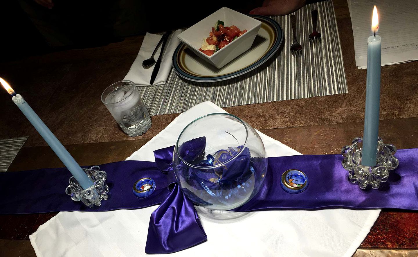 Hillside Cabin Rental with Lake Views near Whitehorse, Yukon