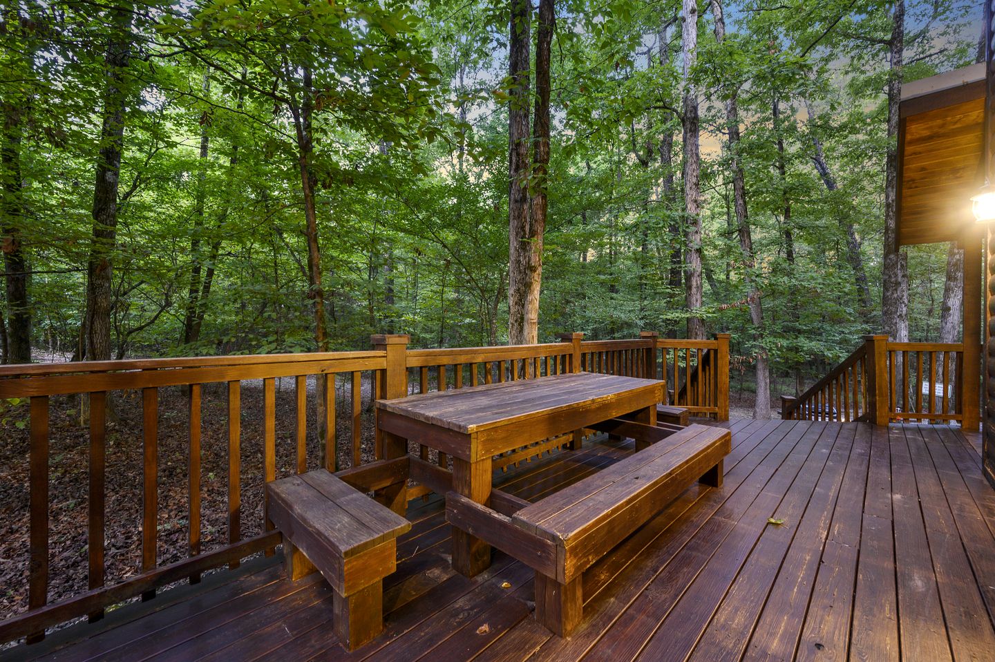 Spacious Cabin for 8 with Loft, Pool Table & Fireplace Near Broken Bow Lake