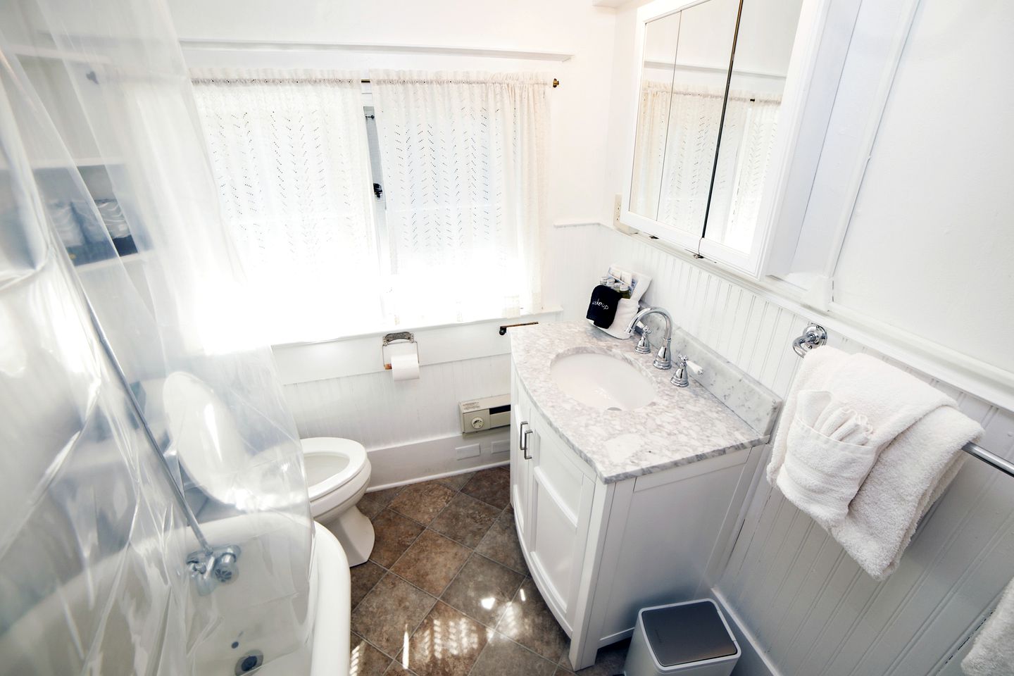 Aspen Mountain Cabin with Private Hot-Tub and Wonderful Views of Longs Peak near Estes Park, Colorado