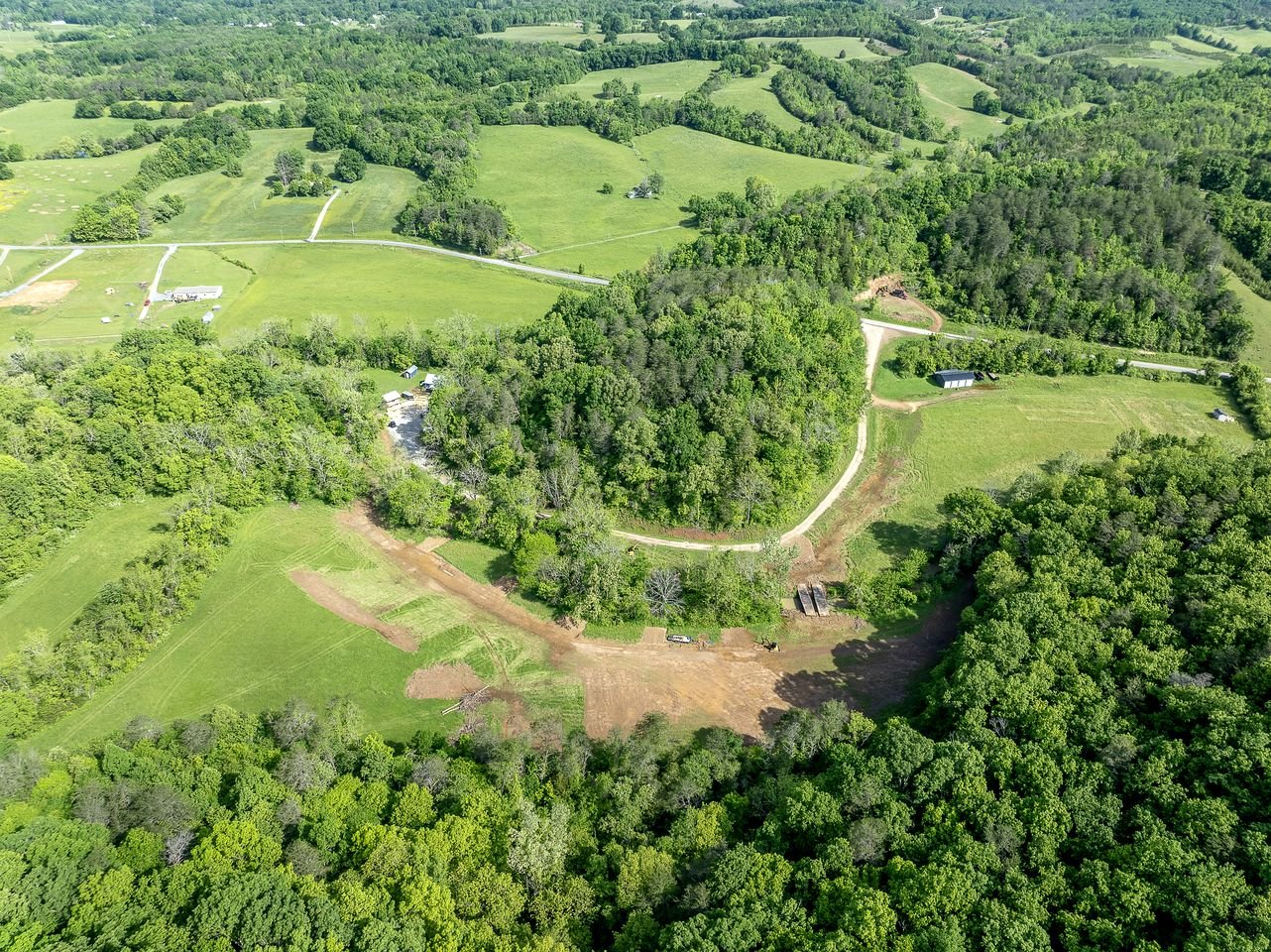 Off-Grid Tiny House with Fire Pit and Countryside Views in Tennessee
