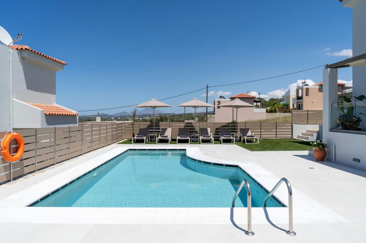 Scenic Hillside Villa with Private Pool near Rethymnon in Arkadi, Crete