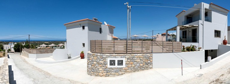 Villas (Greece, Agia Paraskevi, Attica)