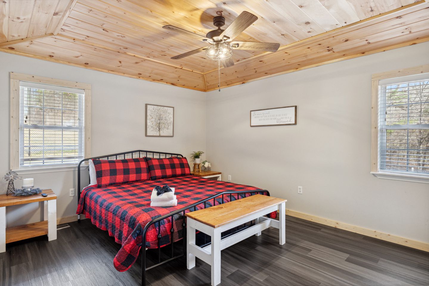 Family or Group Glamping at this Wonderful Rental in Sevierville, Tennessee