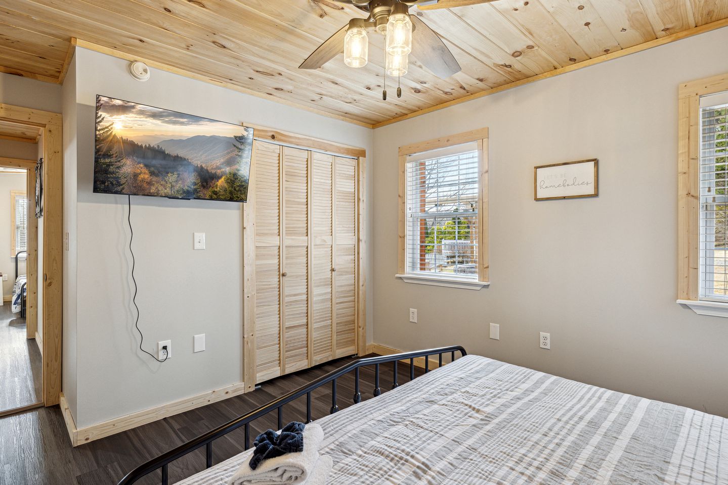 Family or Group Glamping at this Wonderful Rental in Sevierville, Tennessee
