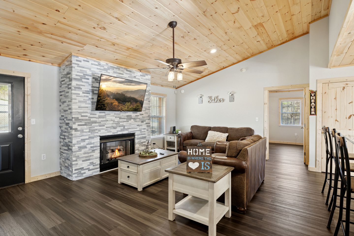 Family or Group Glamping at this Wonderful Rental in Sevierville, Tennessee
