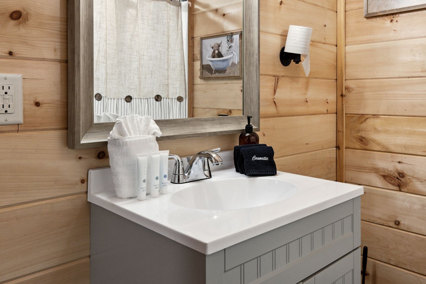 Unforgettable Glamping Vacations in Sevierville, Tennessee, in this Charming Cabin for Four