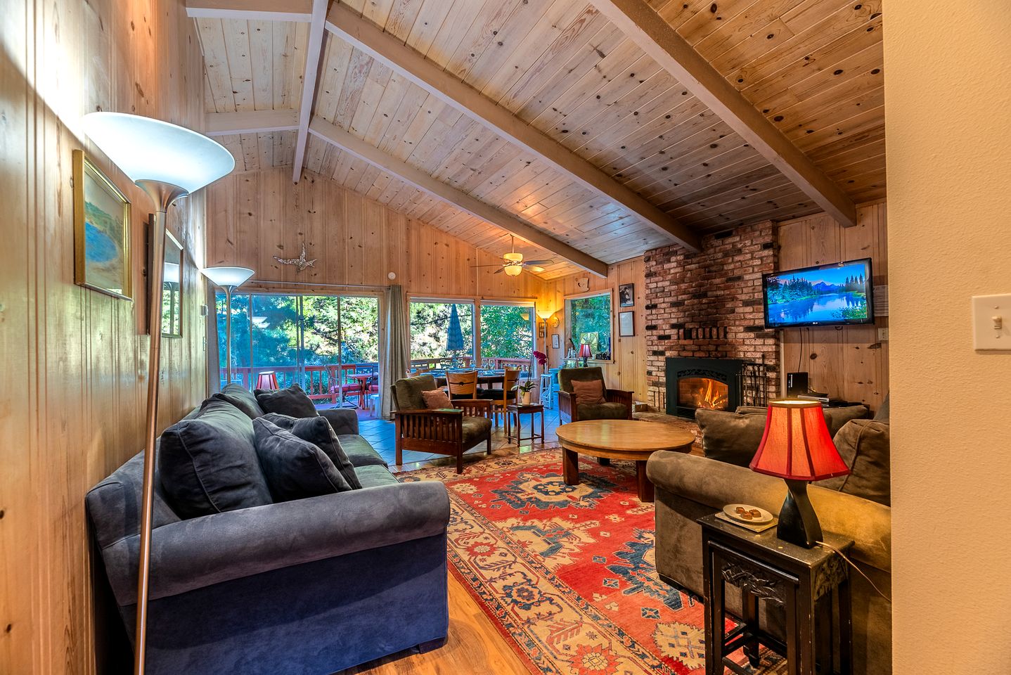 Peaceful Cottage with Deck and River Views in Monte Rio, California