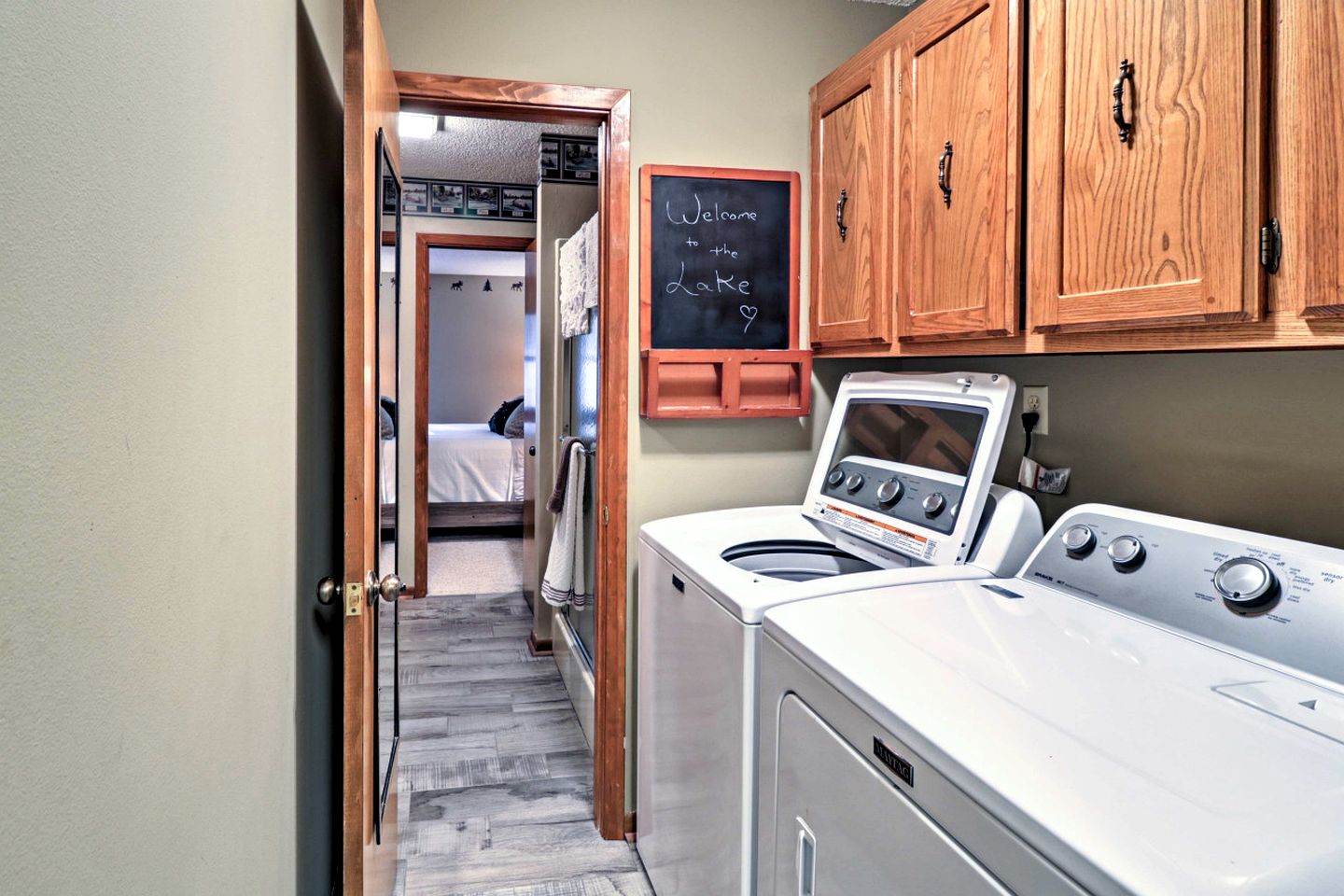 Waterfront Cabin Ideal for Families and Outdoor Adventures in Arkansas