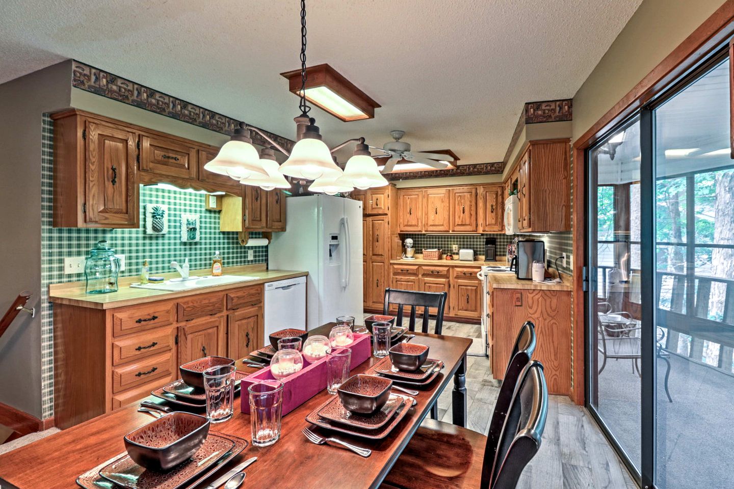 Waterfront Cabin Ideal for Families and Outdoor Adventures in Arkansas