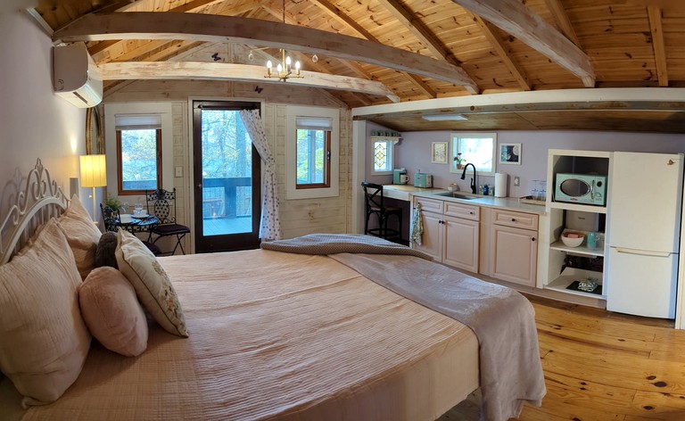 Cabins (United States of America, Black Mountain, North Carolina)