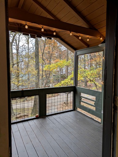 Cabins (United States of America, Black Mountain, North Carolina)