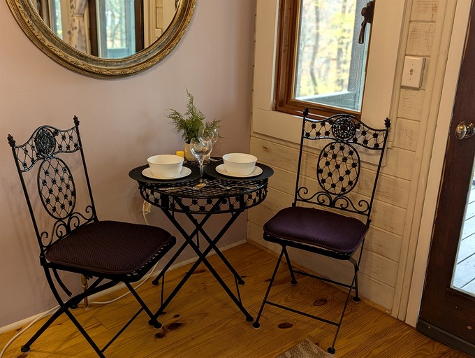 Cabins (United States of America, Black Mountain, North Carolina)