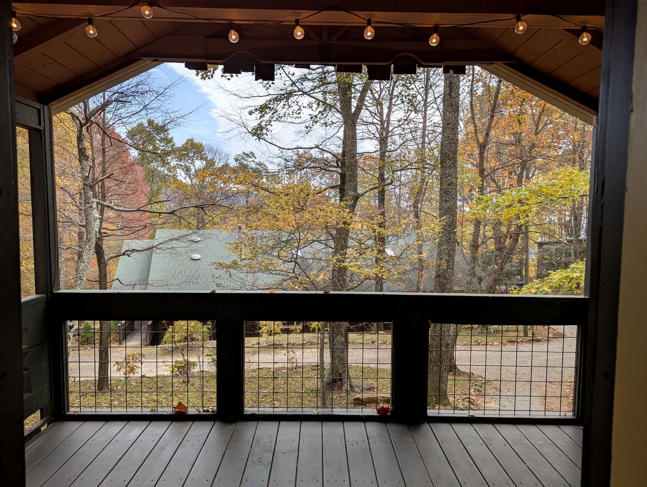 Peaceful Eclectic Mountain Cabin with Screened Porch Near Black Mountain | Black Mountain, NC