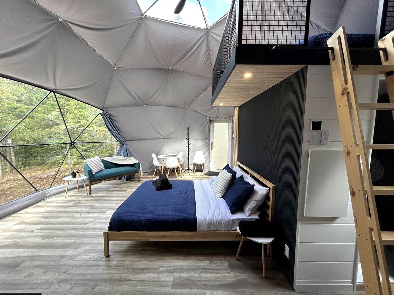 Luxurious, Eco-Friendly Dome in St. Come, Quebec, Perfect for a Glamping Escape in Nature
